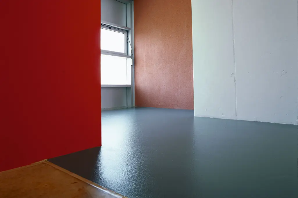 Floor coatings against indoor radon