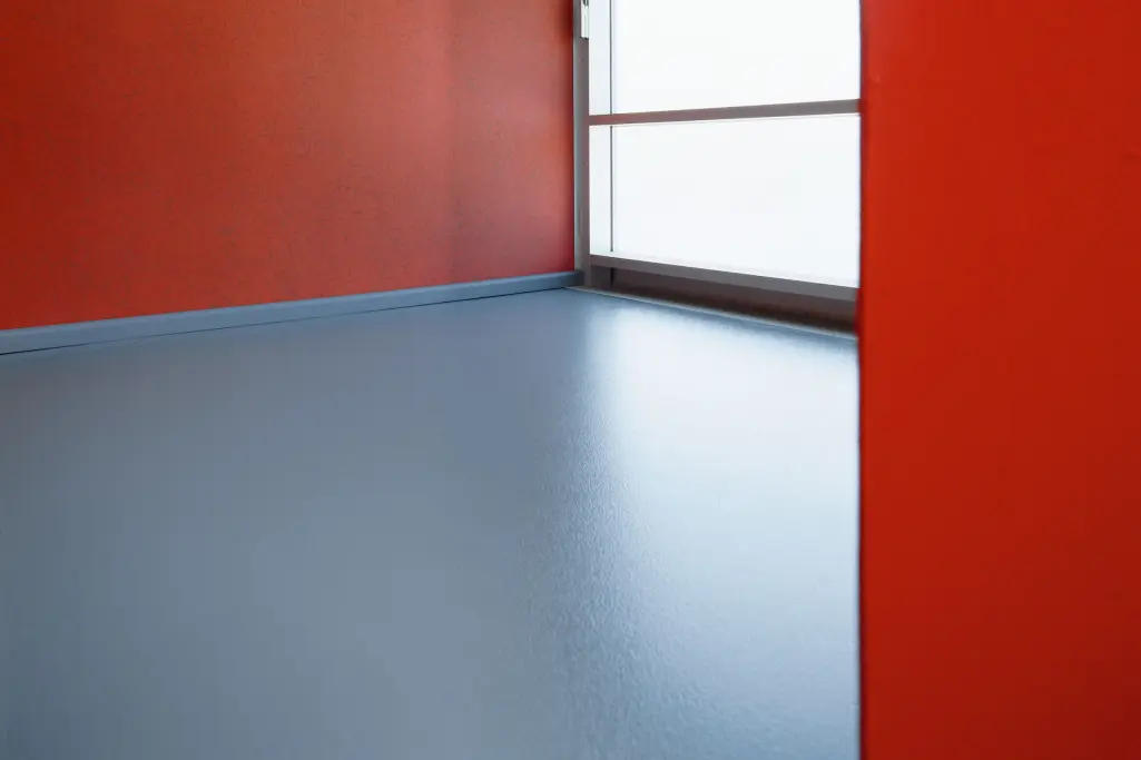 Floor coatings against indoor radon