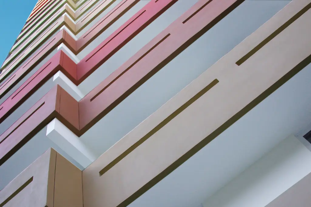 Various areas of application: Corner, surface, floor