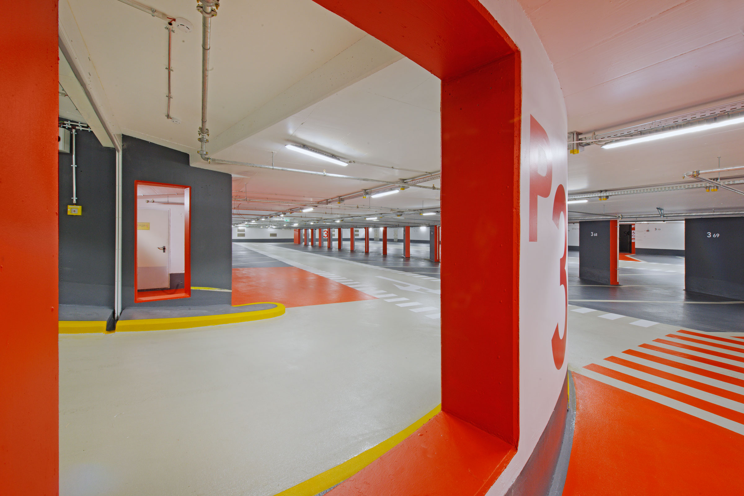 Standing firm in the face of pedestrian traffic