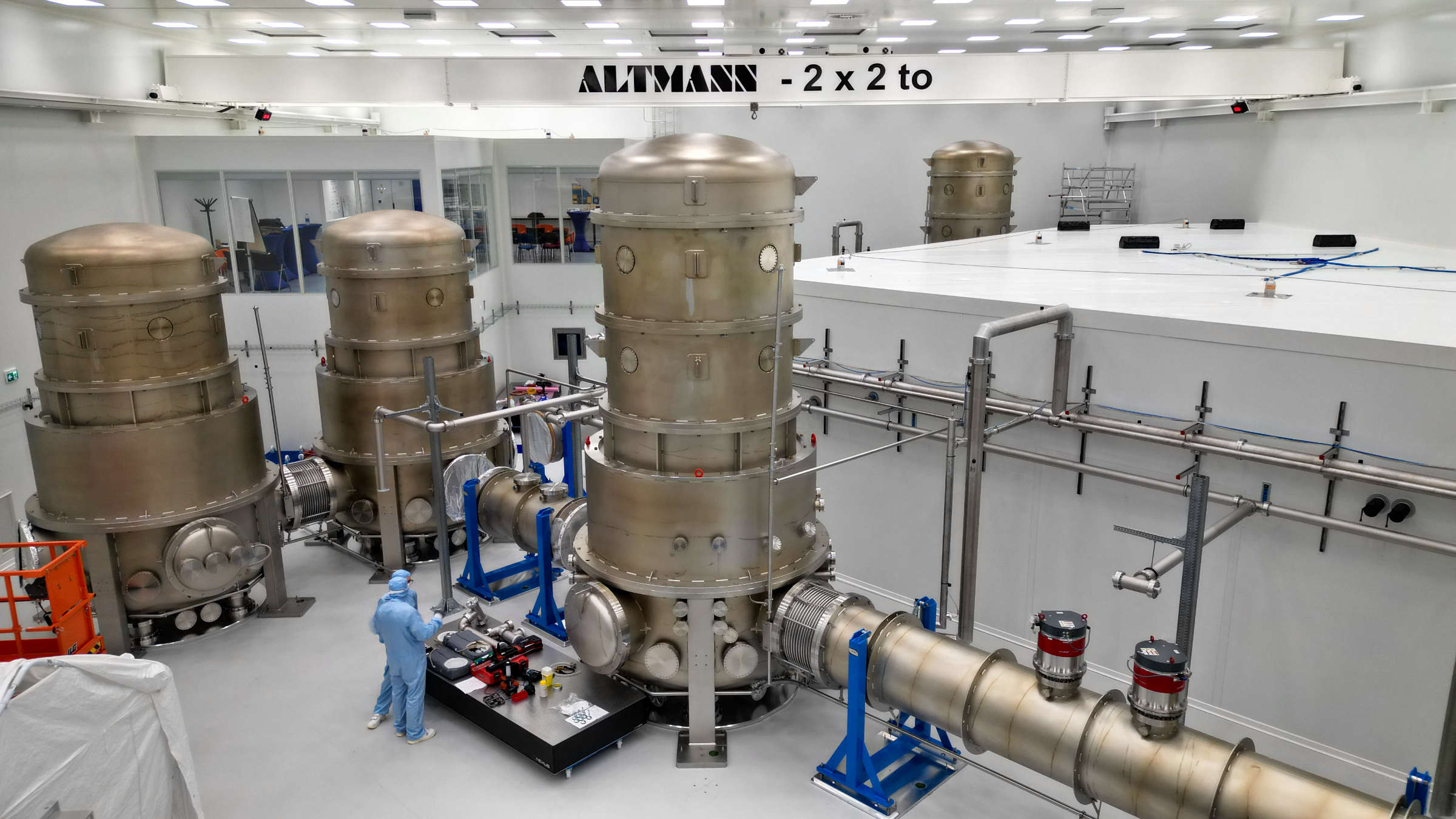 StoCretec: ESD and explosion protection for Einstein Telescope