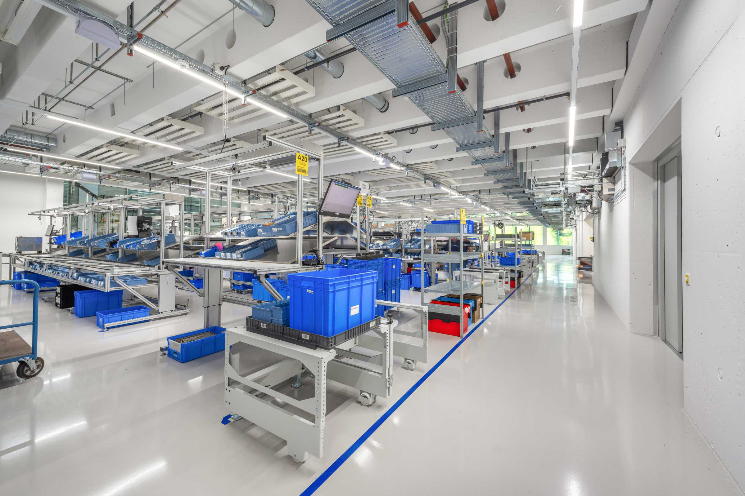 10,000 square metres of StoCretec flooring at the Swiss plant