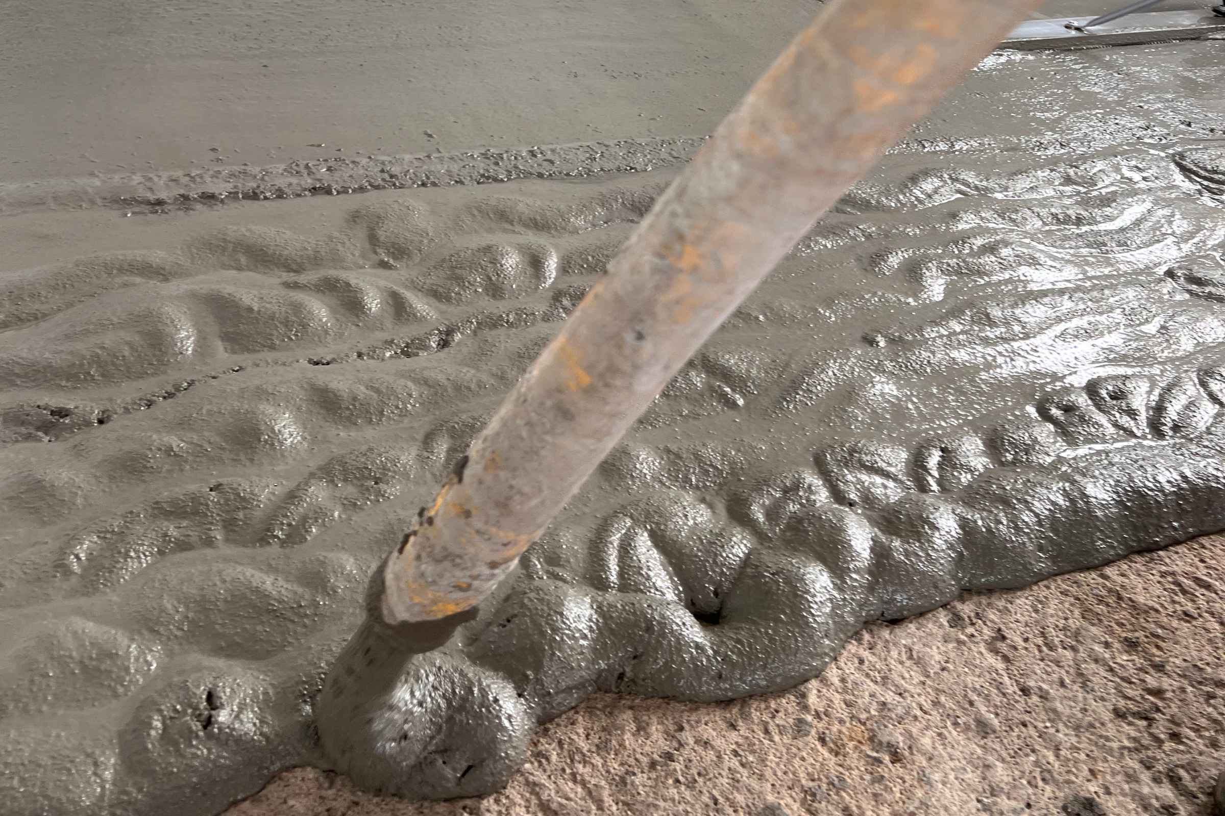 StoCrete TG 302 is pumpable and is therefore particularly suitable for large industrial floorings.