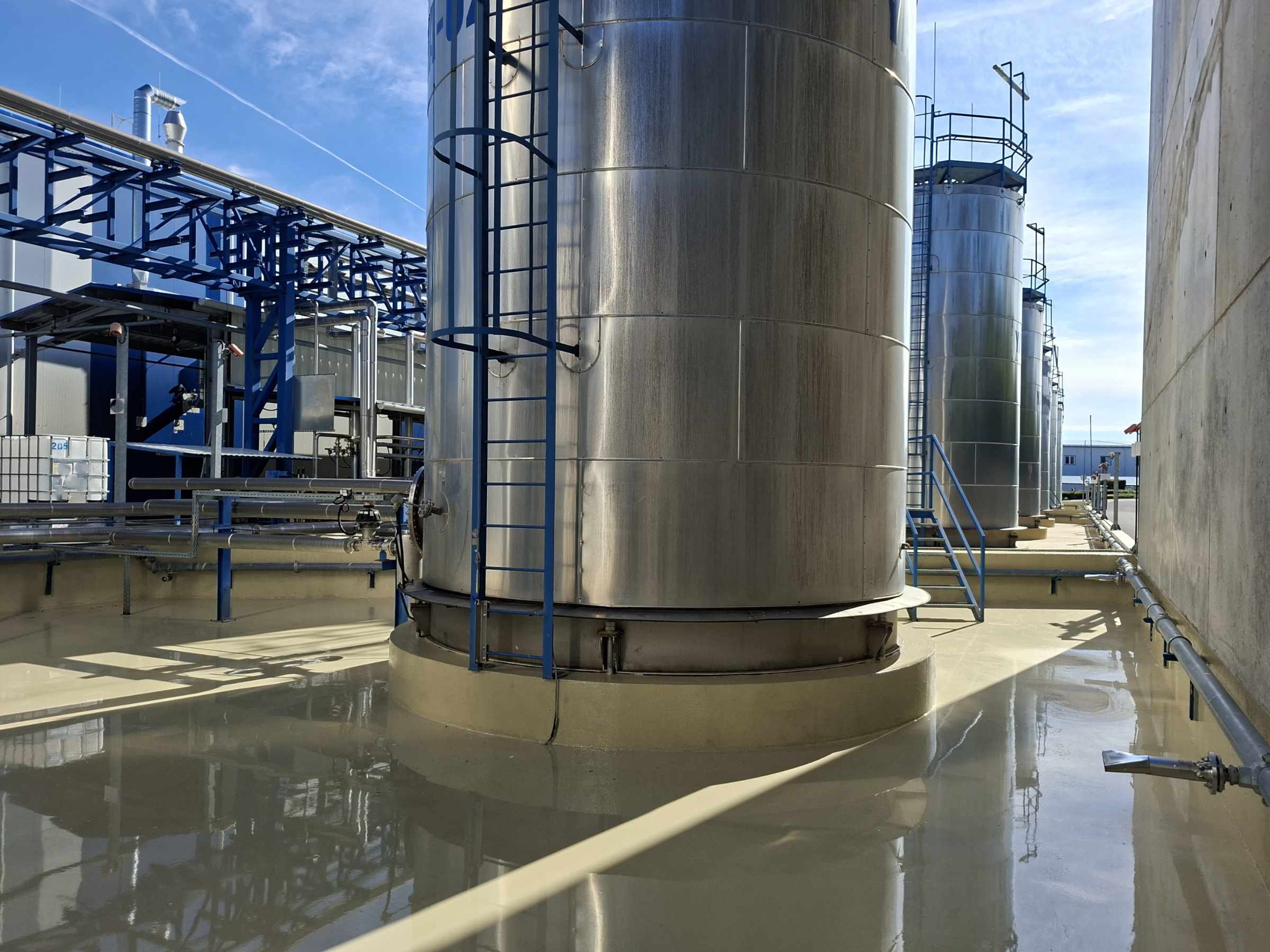 Many raw materials are stored in silos