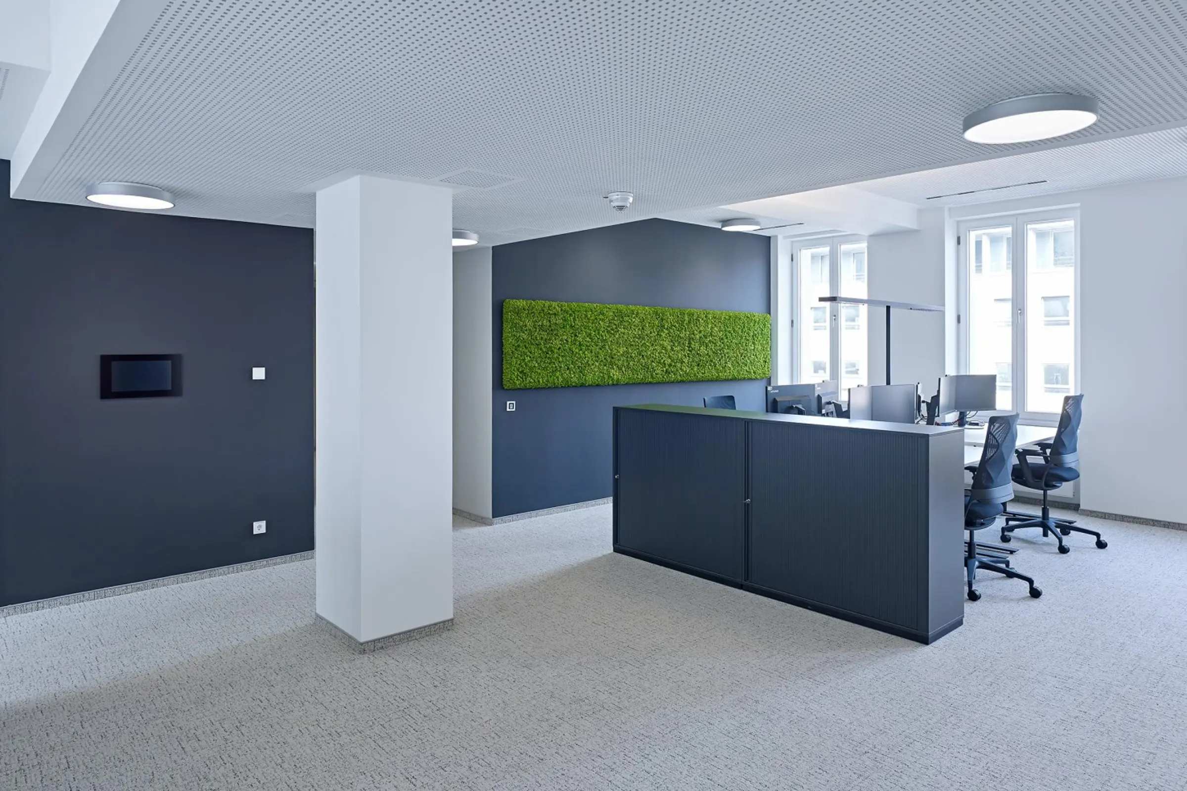 53682_2400x1600px_w1476xh0