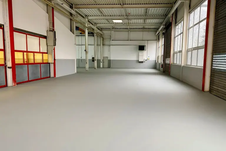 Industry hall Gümmer