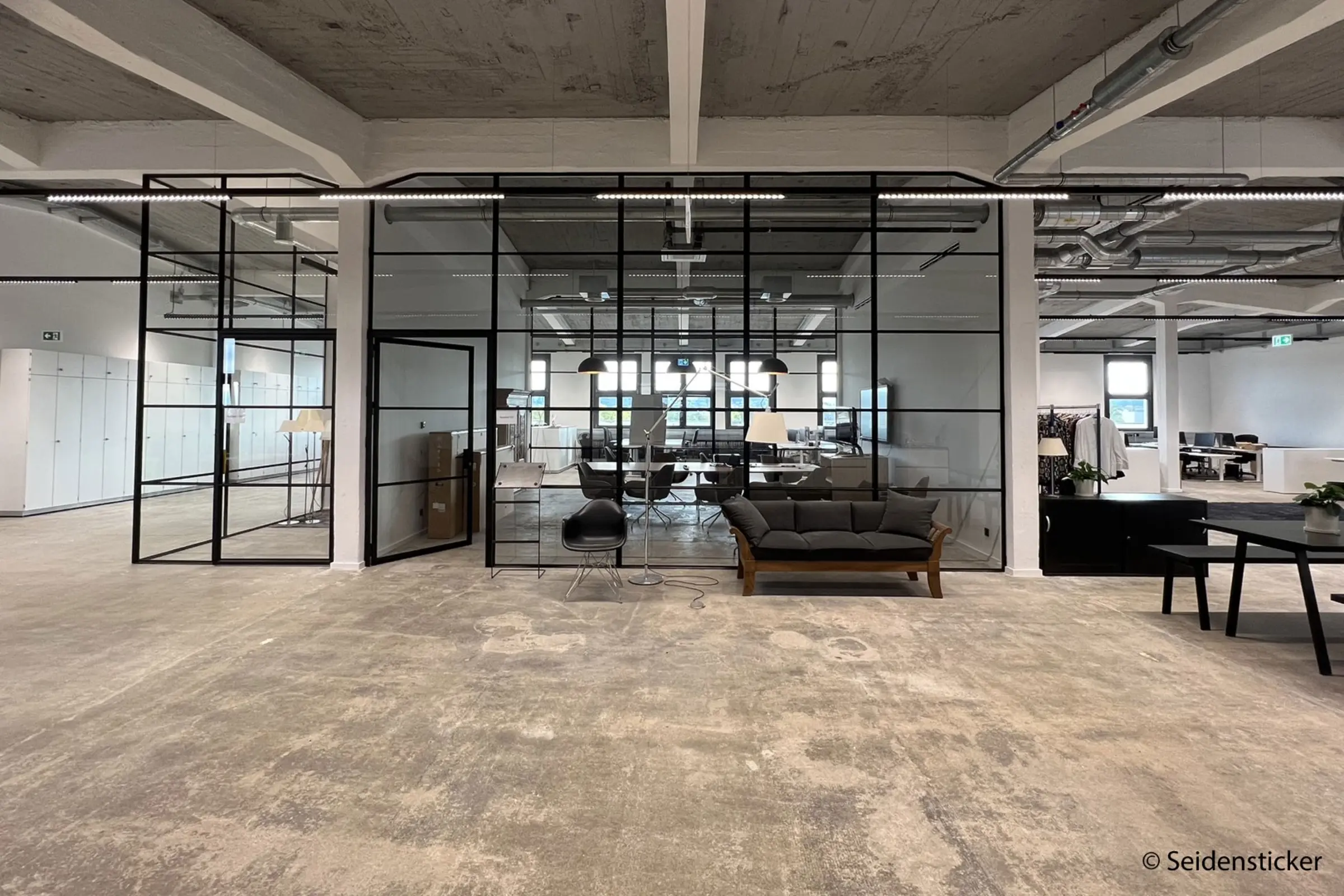 img_8049_2400_kopie_large