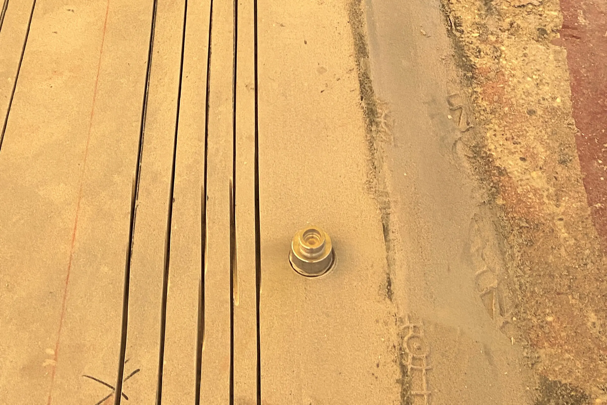 20230328_060922473_ios_1_24