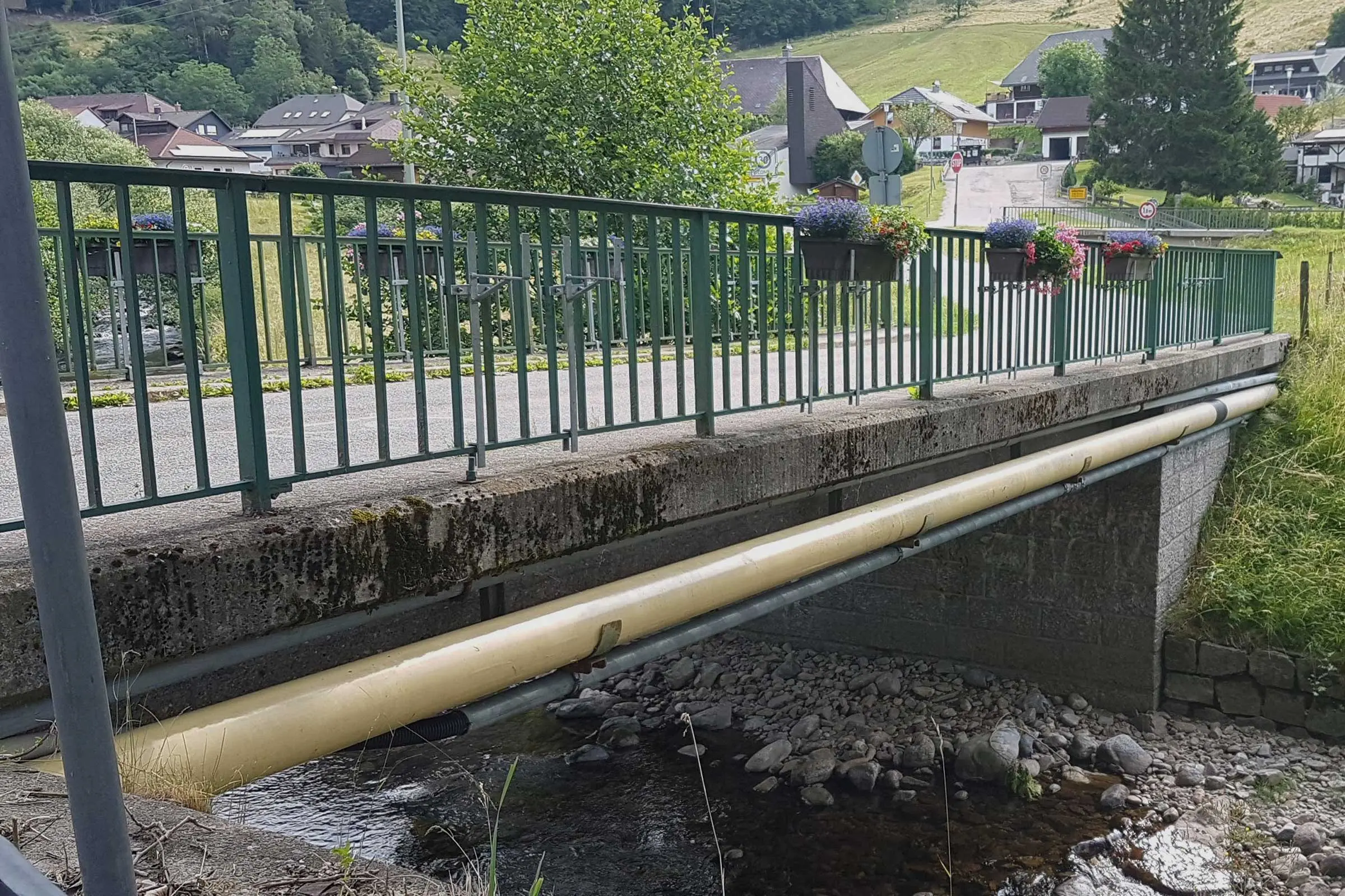 20230627_093001_2400