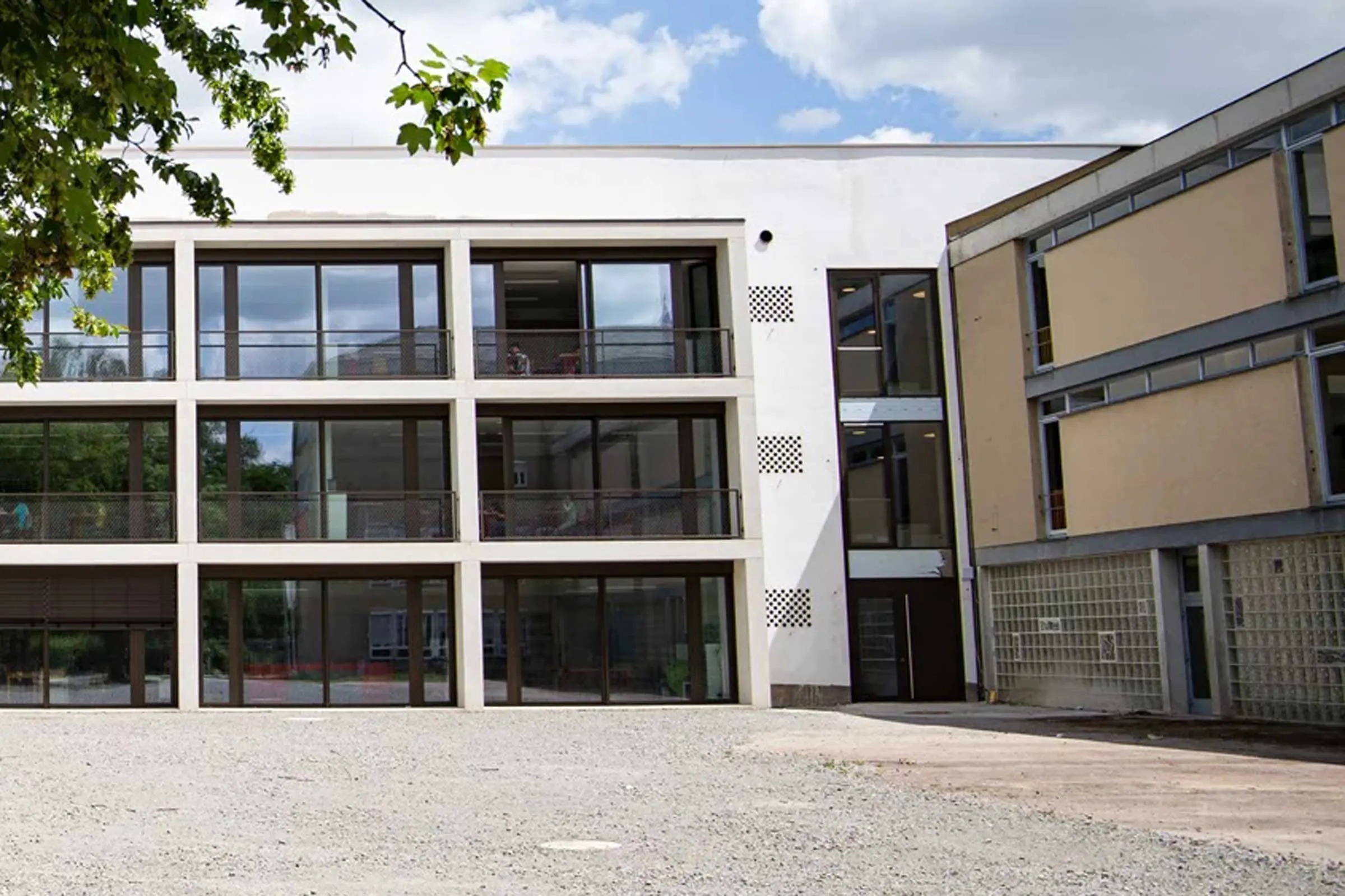 egbert_gymnasium_2_2400