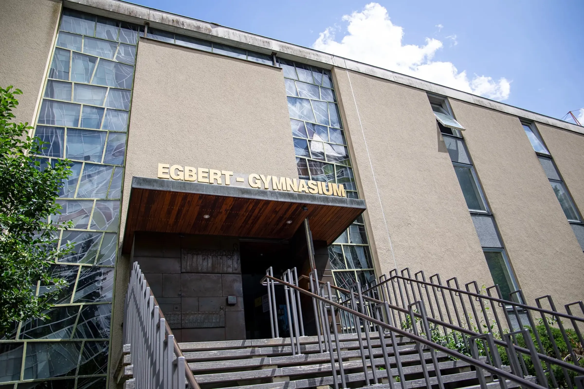 egbert_gymnasium_muensterschwarzach_aufgang_52e223d0