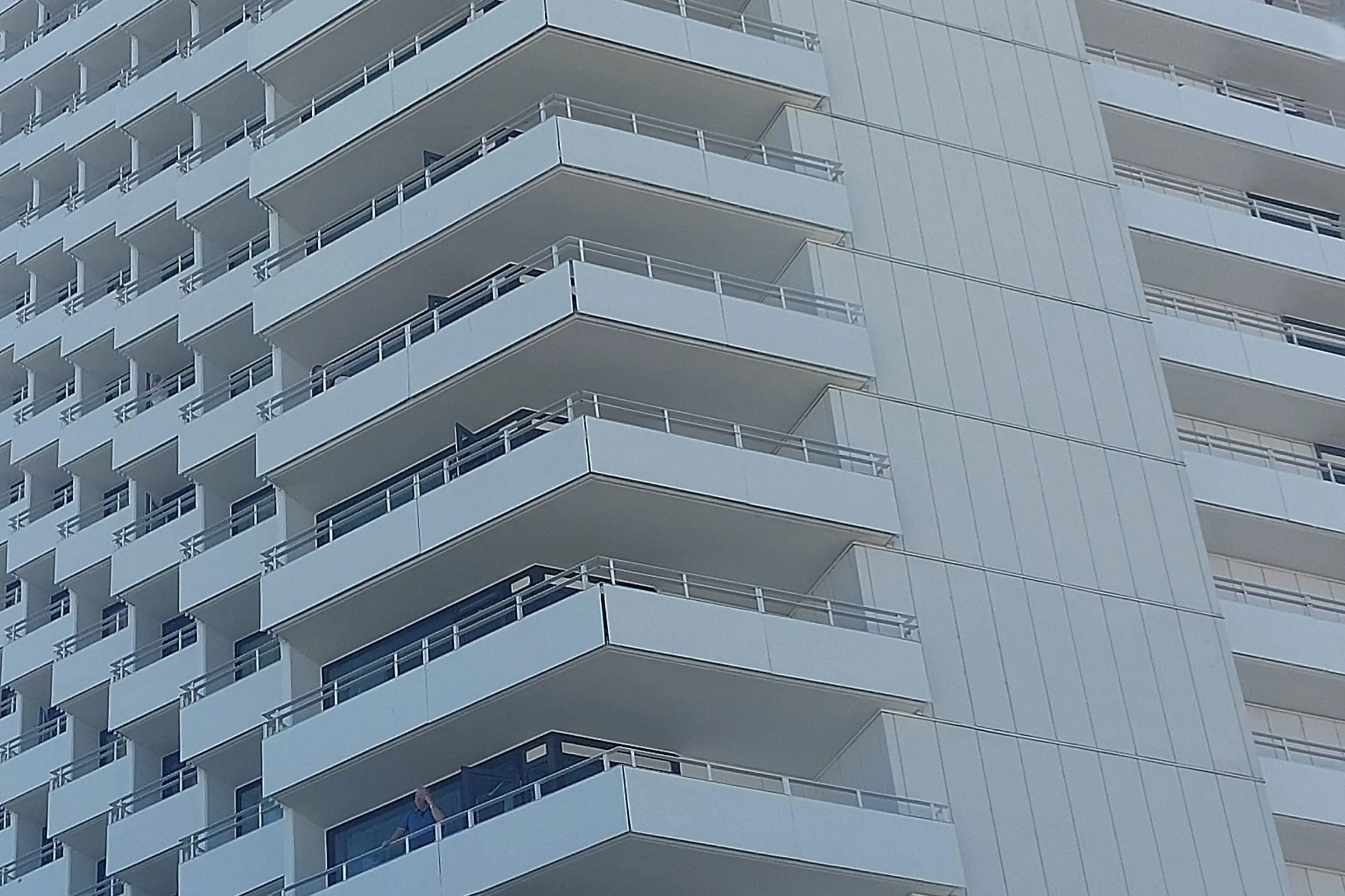 20240813_135034_3_2400