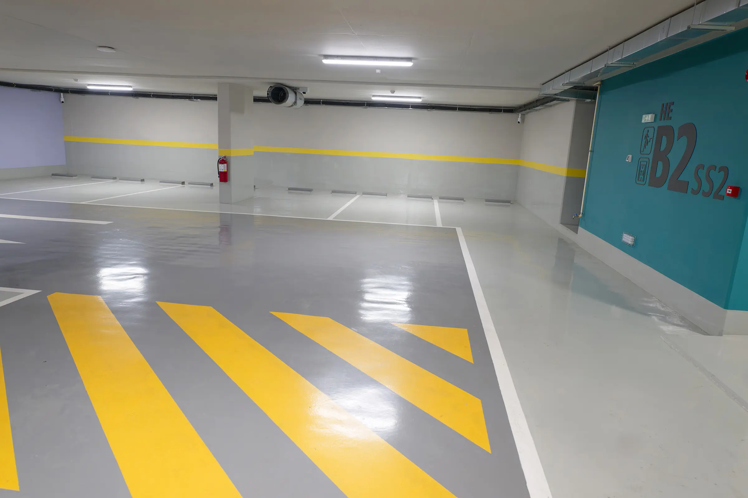 Boden- und Wandbeschichtung/Floor and wall coating underground car park, Beirut, LB