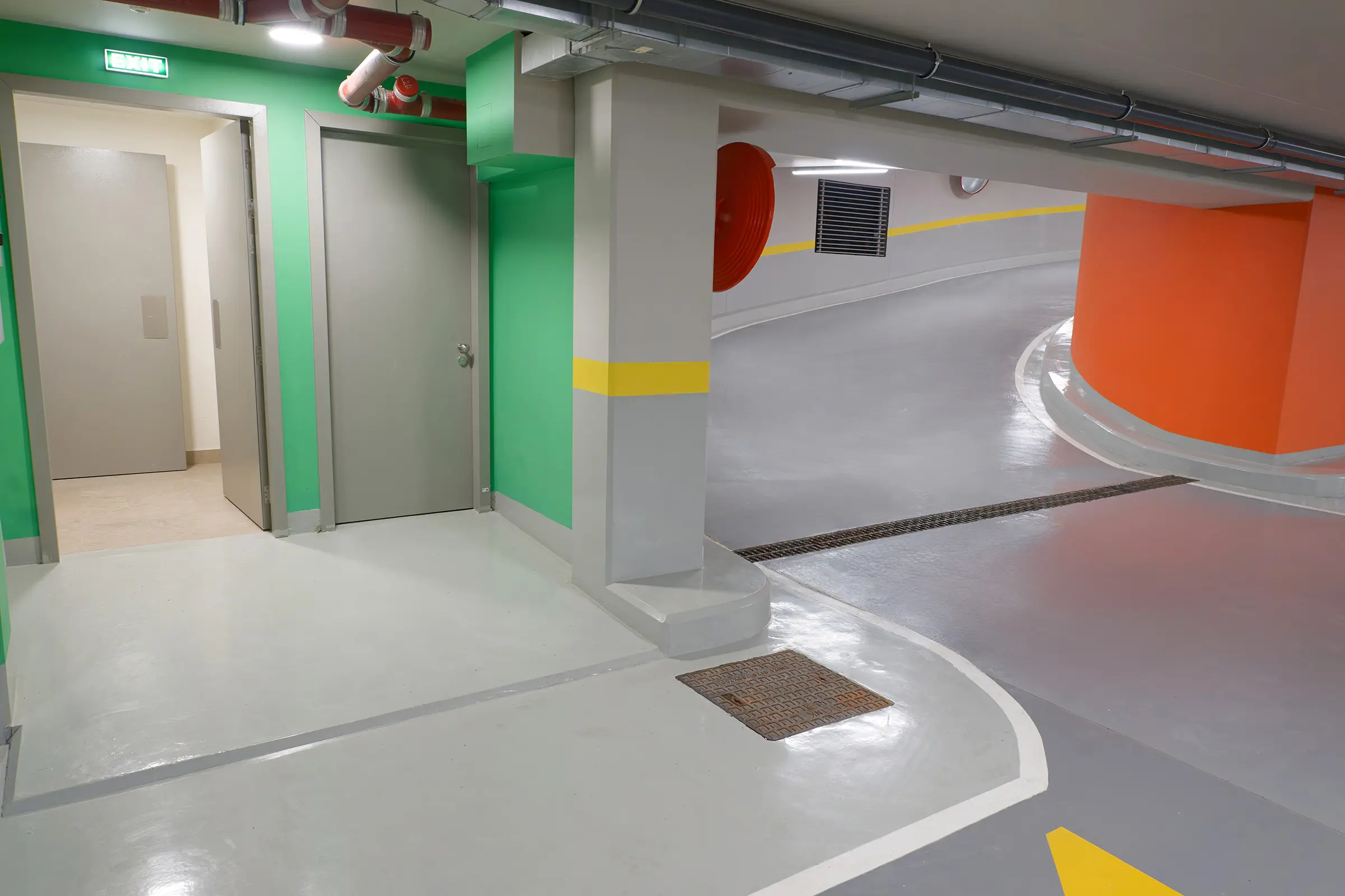 Boden- und Wandbeschichtung/Floor and wall coating underground car park, Beirut, LB