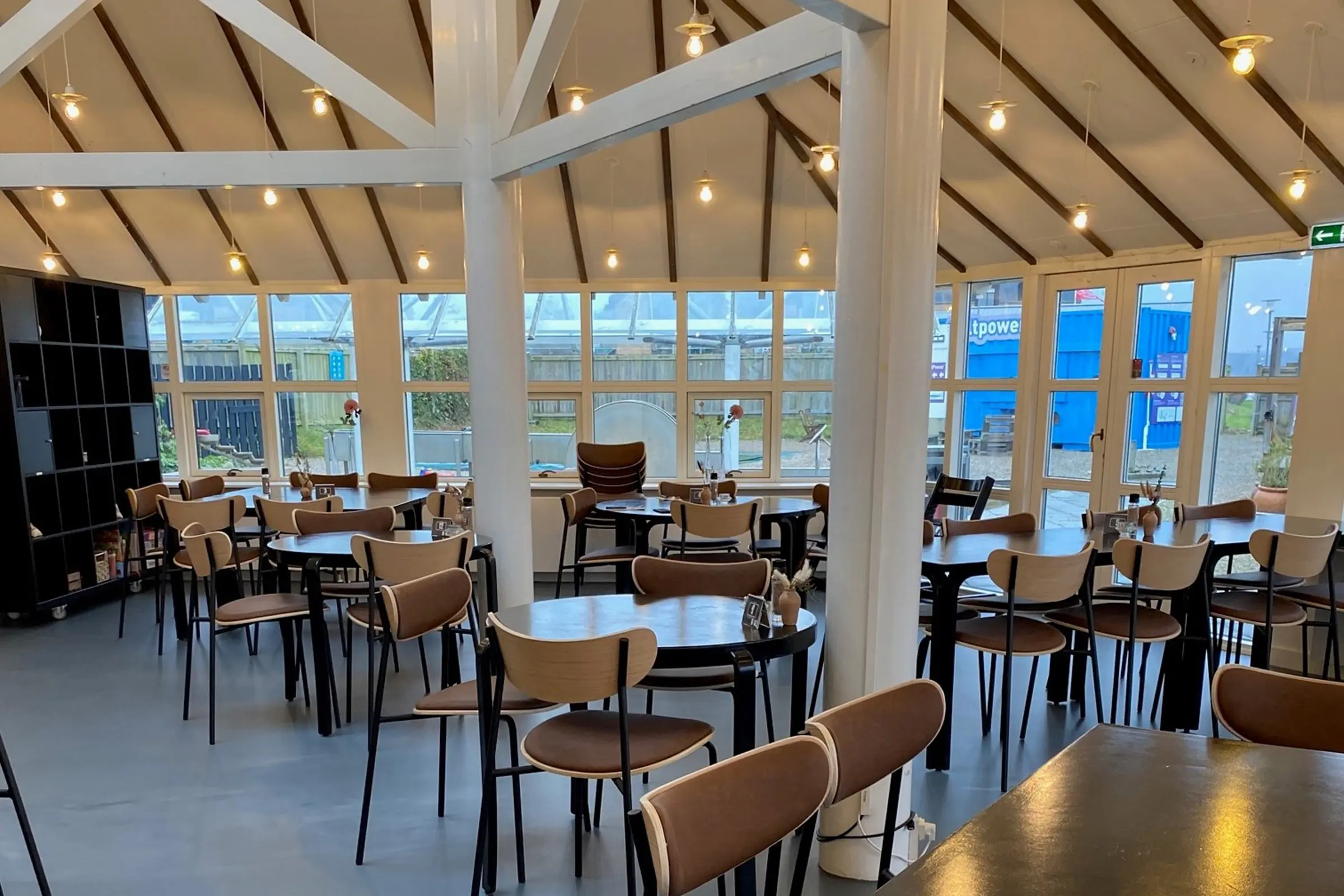 High-quality seamless floor for Café Salt in Mariager