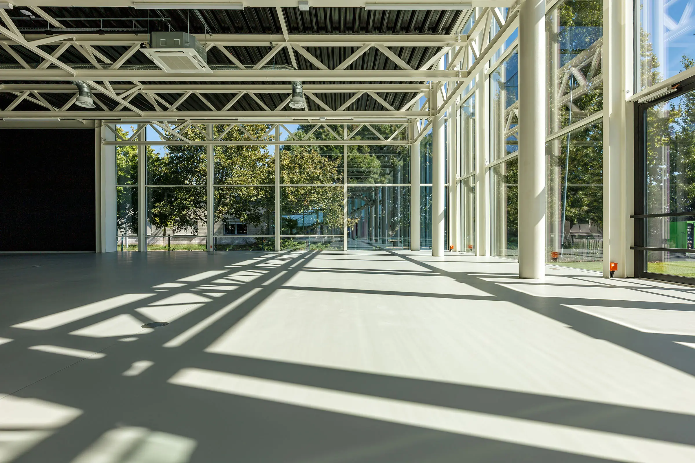 StoFloor Comfort Elastic BB 100 for a unique and modern shopping experience