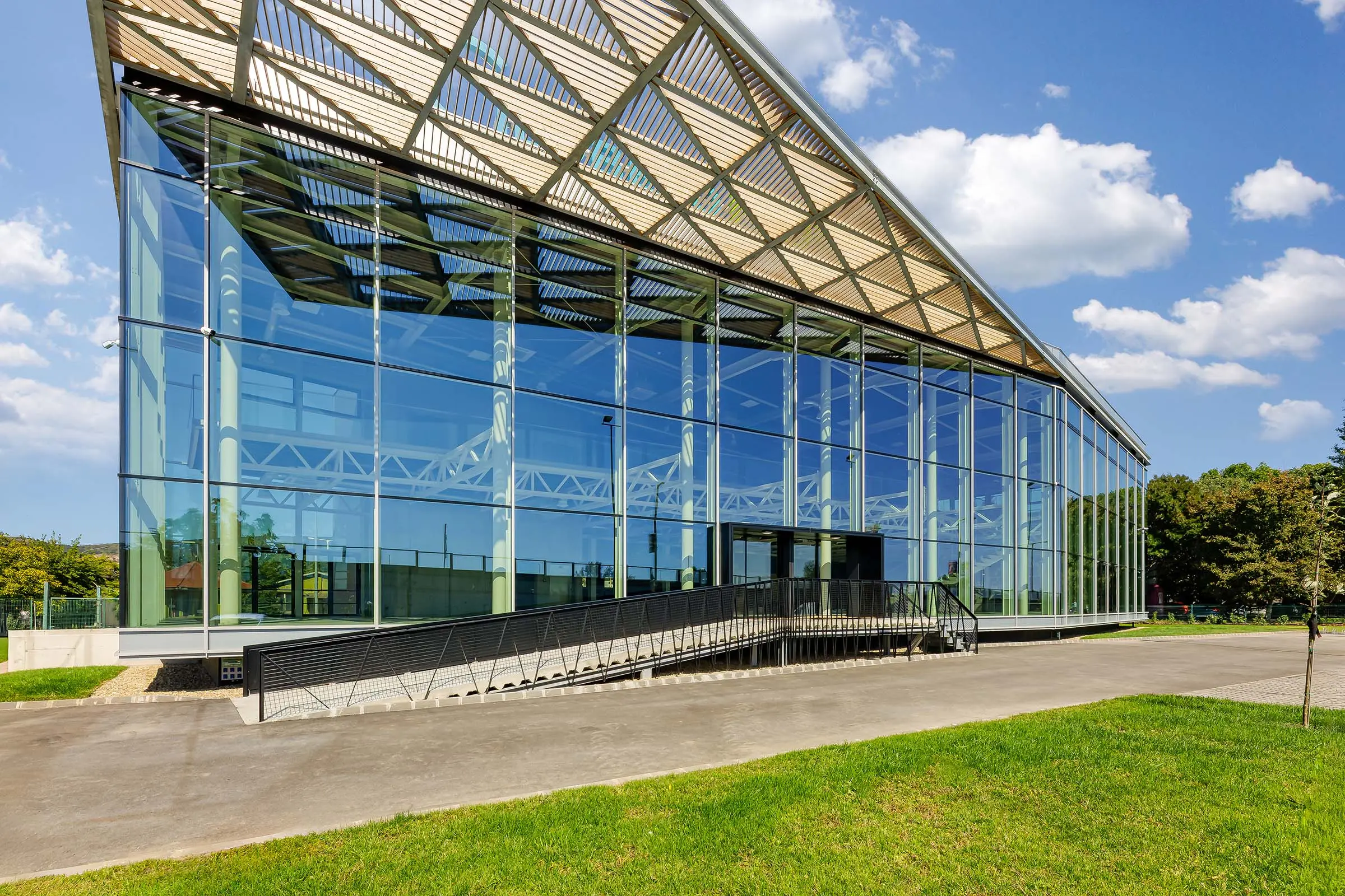 StoFloor Comfort Elastic BB 100 for a unique and modern shopping experience