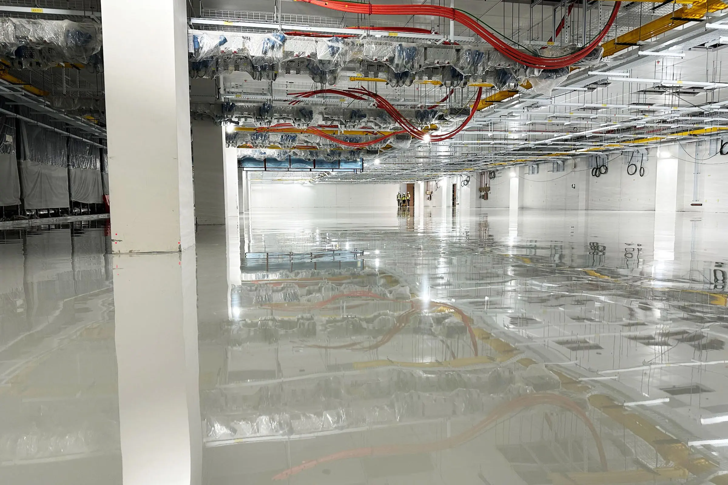 High-performance ESD floor with state-of-the-art technology for data centre