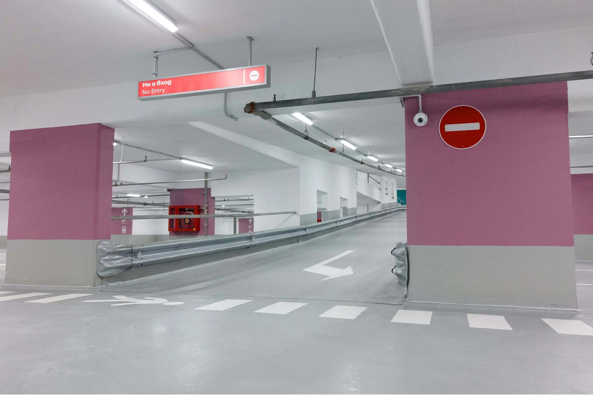 StoCretec Traffic Systems for the Refurbished Multistorey Car Park at Sofia Airport Terminal 2 The