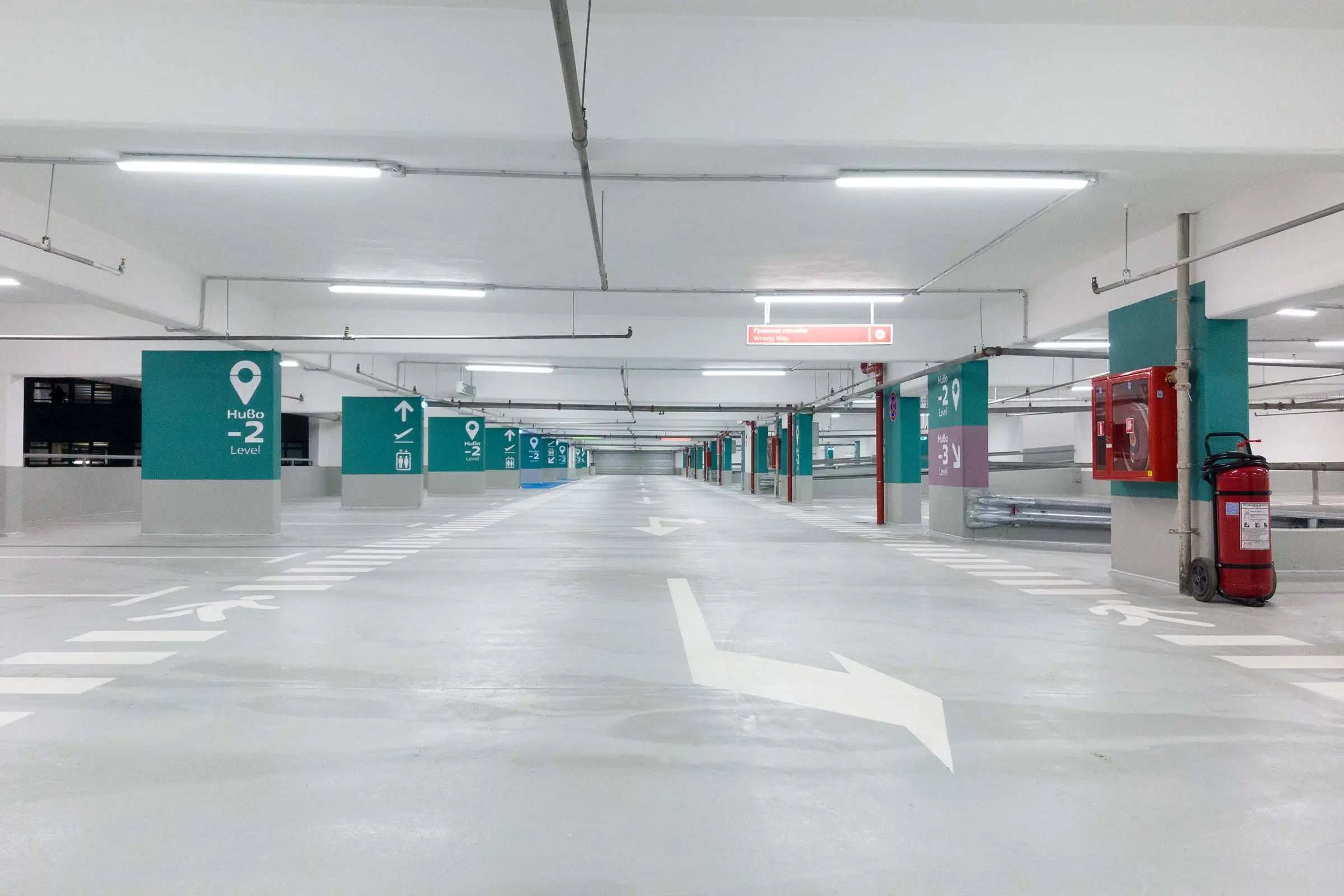 StoCretec Traffic Systems for the Refurbished Multistorey Car Park at Sofia Airport Terminal 2 The