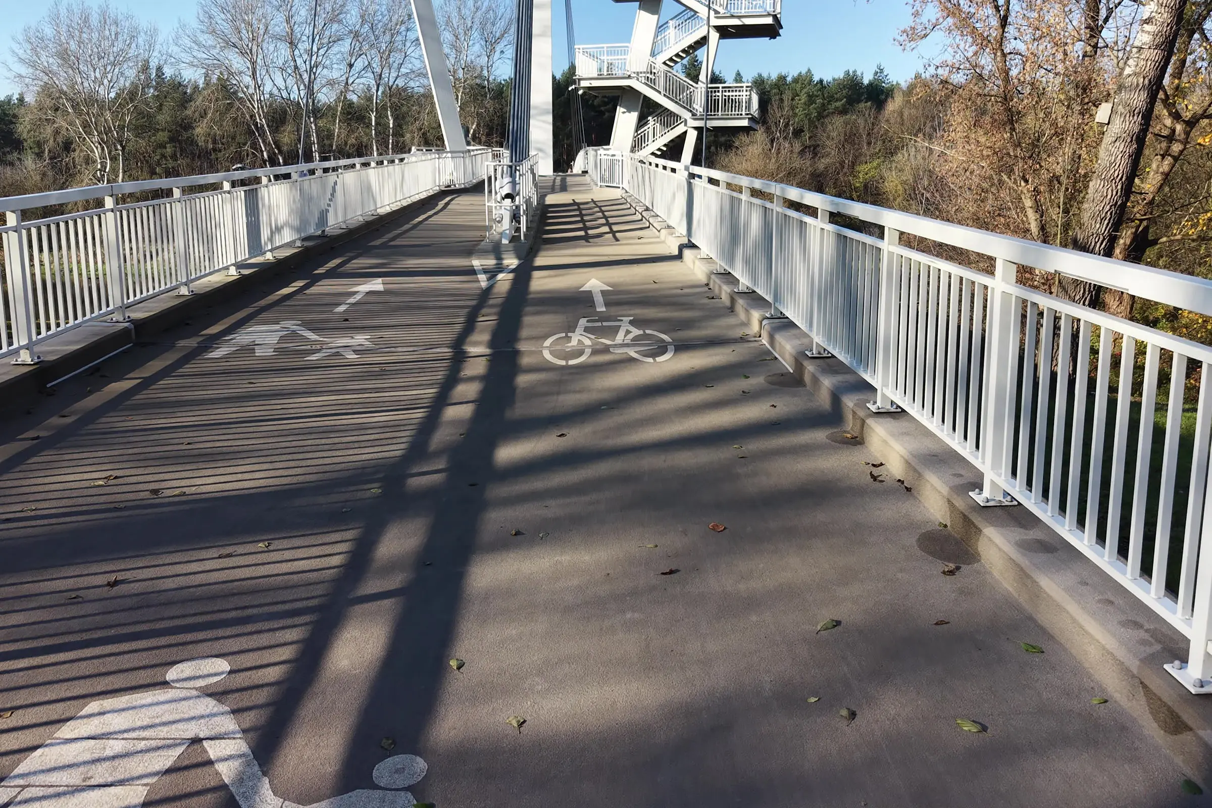 Surface protection pedestrian and cycle path, Owińska, PL