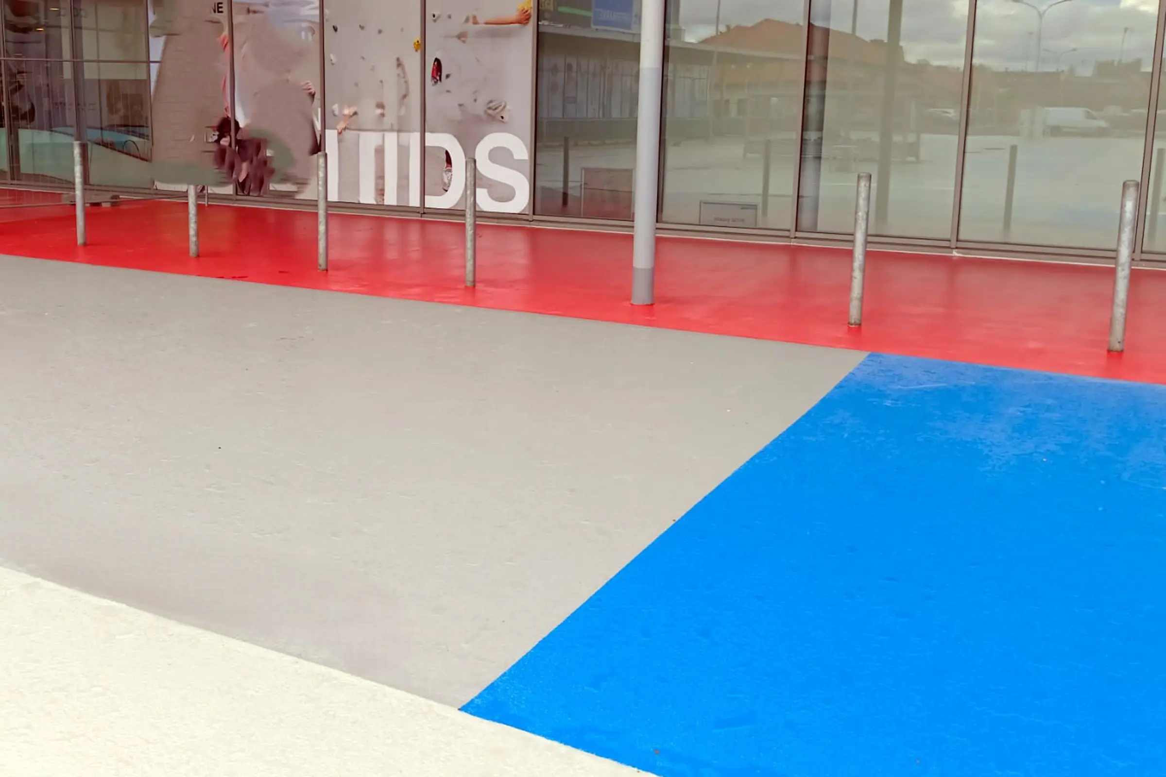 StoFloor Traffic Elastic PM MultiBase for the Car Park of Dragoun Cheb Shopping Centre