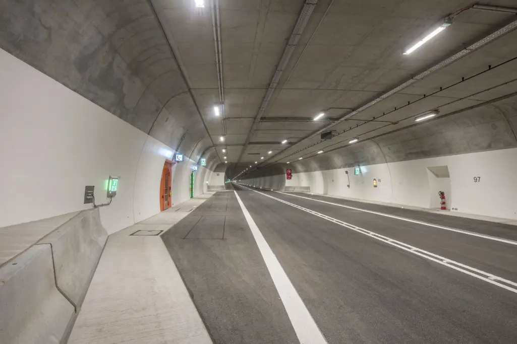 Scheibengipfel tunnel, DE; photo: © Isabell Munck, Stuttgart, DE