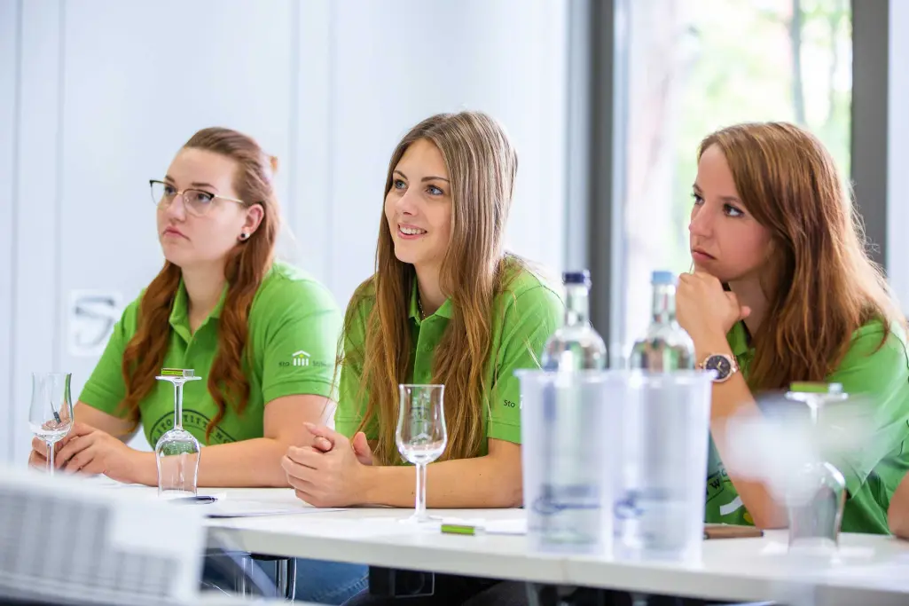 Sto Foundation: Participants in the paint and coating technician scholar meeting in Dresden