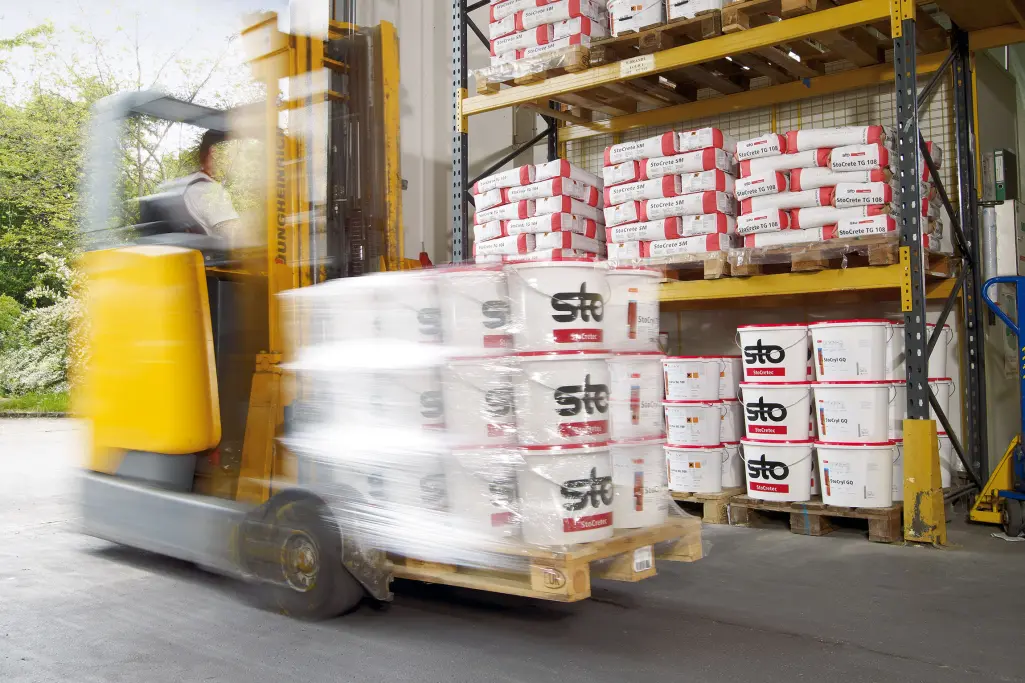 StoCretec products are available from the Sto sales centers