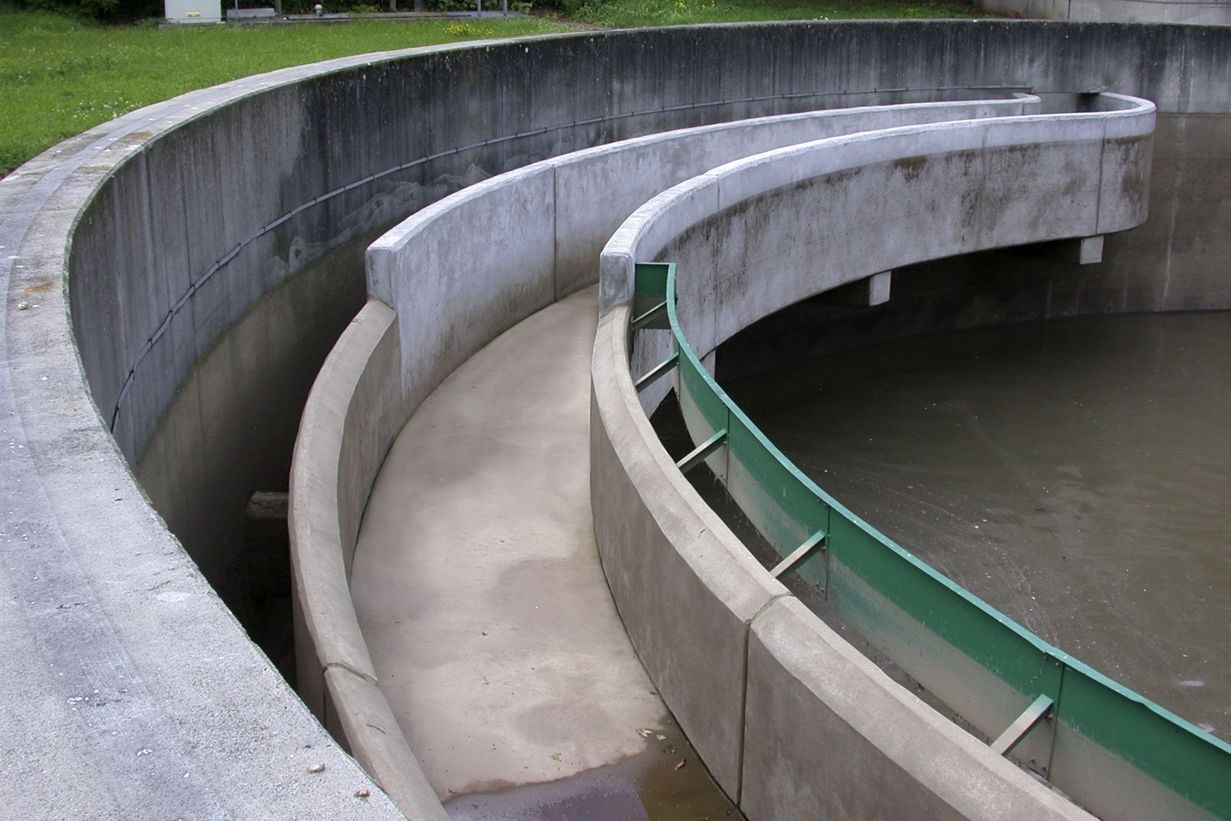 Chemical attack according to exposure classes